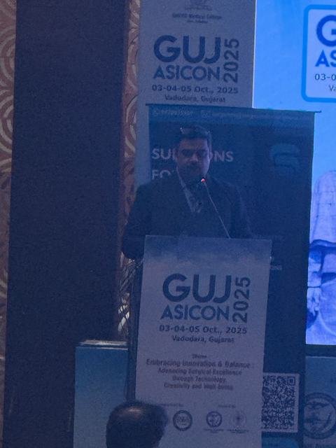 Dr. Ashutosh Shah at GUJASICON 2025, Vadodara (Oct 2025), photo 1