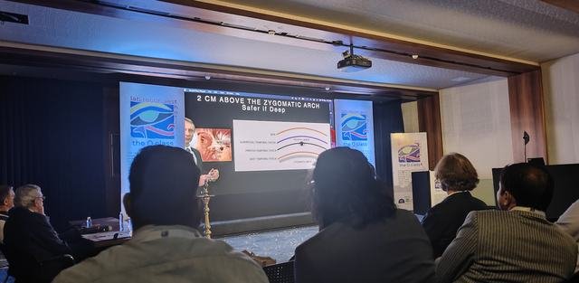 Dr. Ashutosh Shah at lab.recon.aesth: the O class, Mumbai (Nov 2024), photo 5